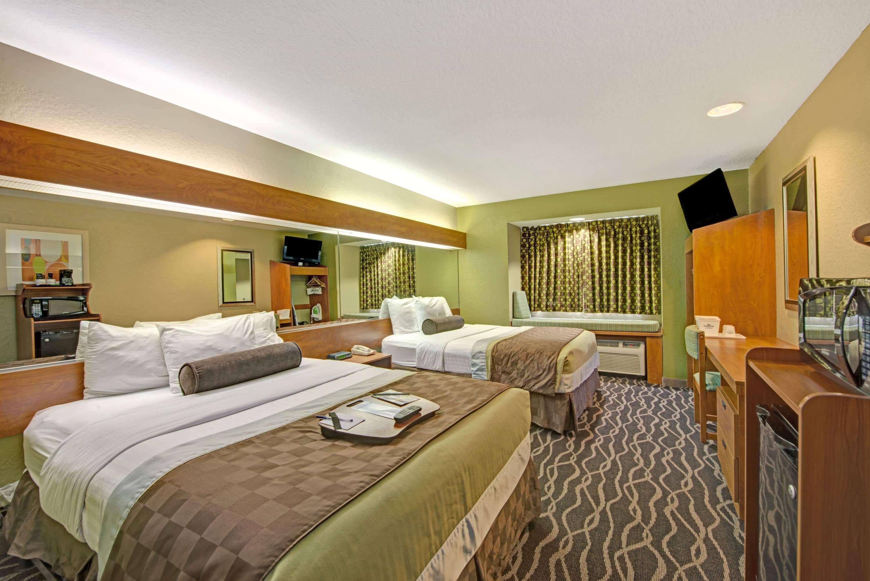 מלון Super 8 By Wyndham San Antonio Downtown Ne מראה חיצוני תמונה