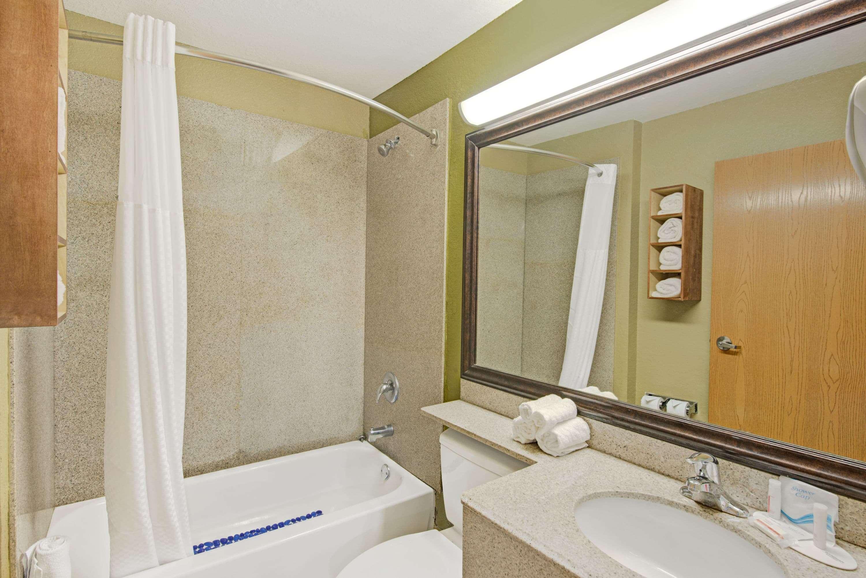 מלון Super 8 By Wyndham San Antonio Downtown Ne מראה חיצוני תמונה