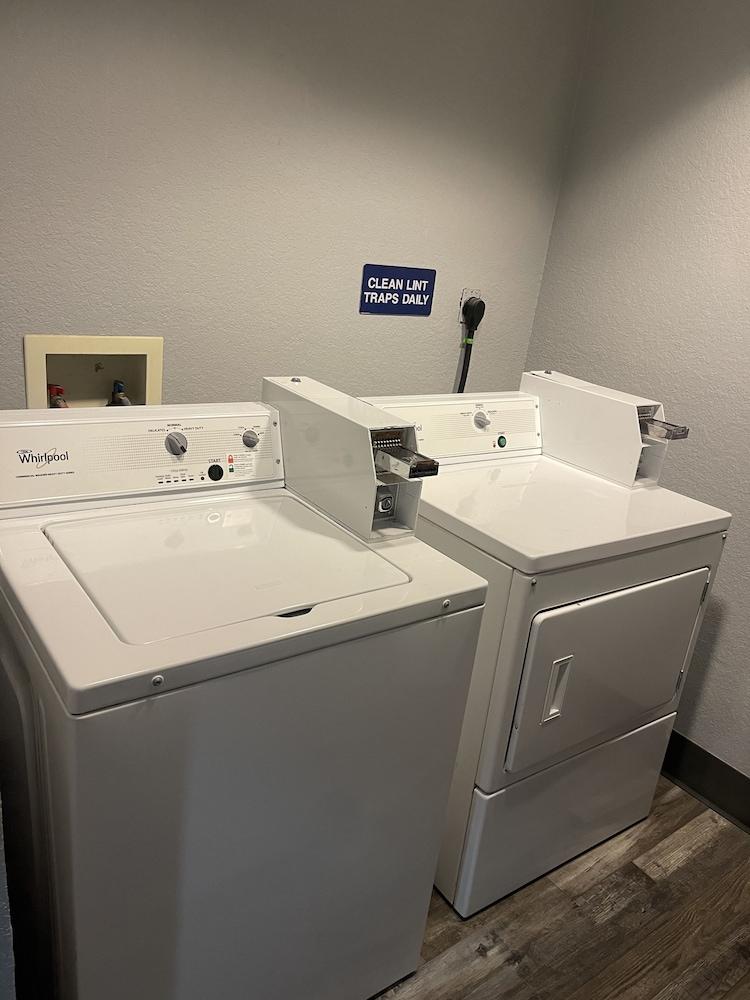 מלון Super 8 By Wyndham San Antonio Downtown Ne מראה חיצוני תמונה