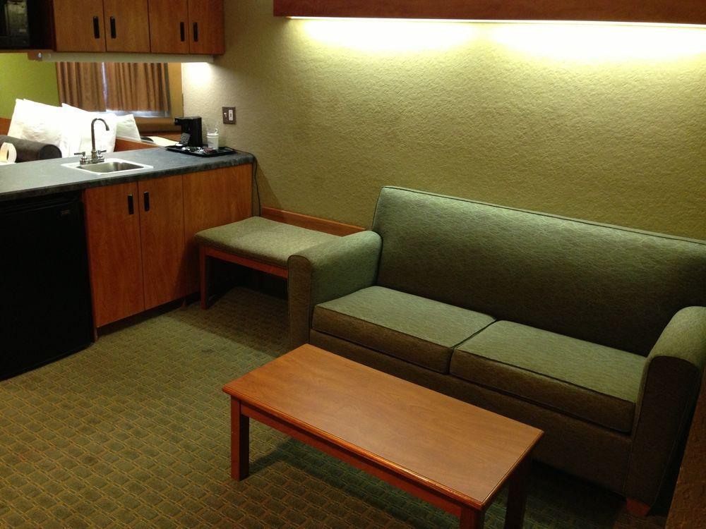 מלון Super 8 By Wyndham San Antonio Downtown Ne מראה חיצוני תמונה