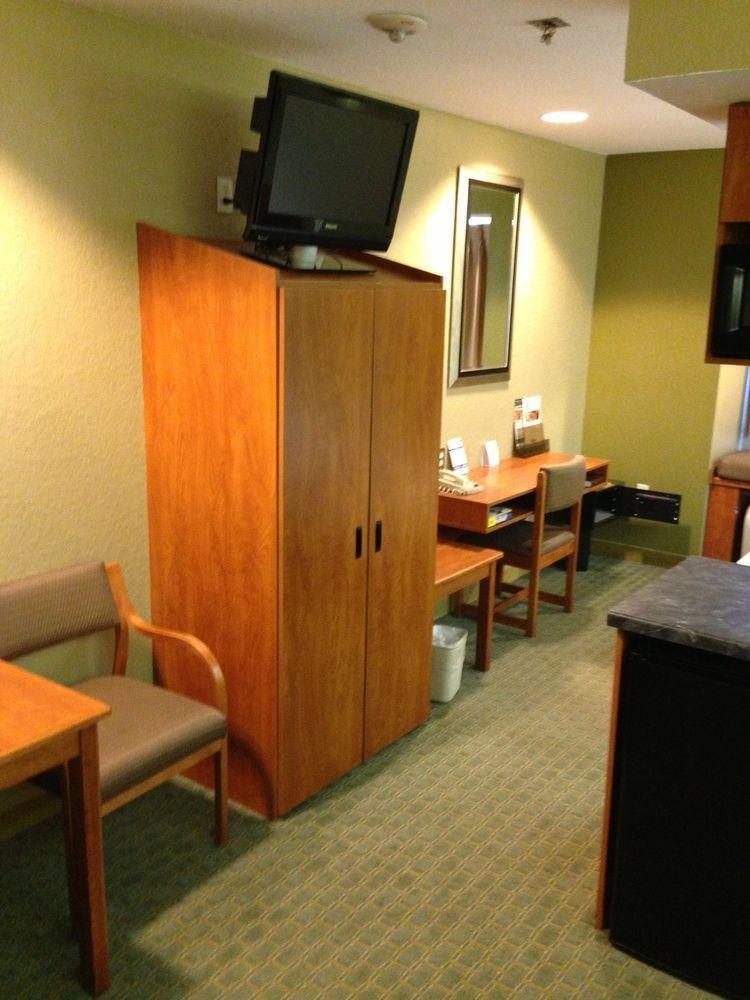 מלון Super 8 By Wyndham San Antonio Downtown Ne מראה חיצוני תמונה
